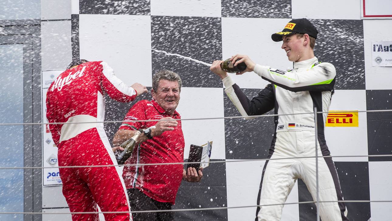 Schumacher gibt Formel-3-Debüt