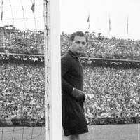 „Teufelskerl“ Toni Turek war der Keeper, der bei der WM 1954 das Wunder von Bern möglich machte. Sein Leben nach dem Fußball verlief tragisch.