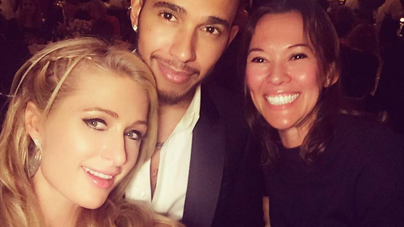 Hamilton feiert mit Paris Hilton