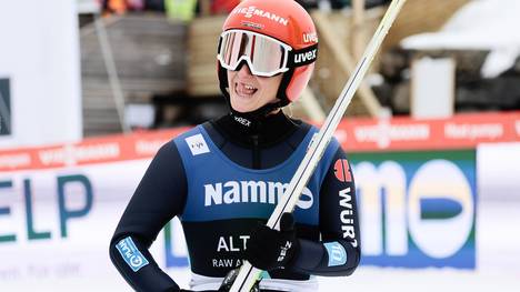 Skispringerin Katharina Althaus hat bei der vielbeachteten Skiflug-Premiere der Frauen das Podest knapp verpasst.