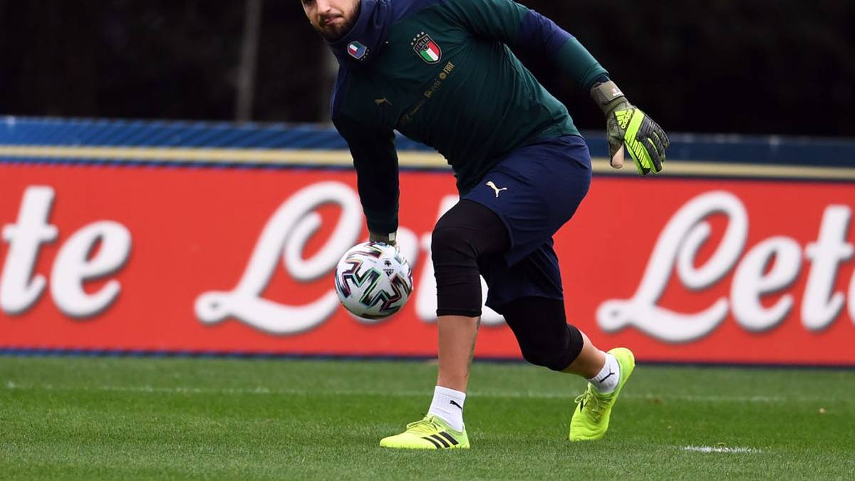 Auch Torwart GIANLUIGI DONNARUMMA (Bild/21 Jahre) und SANDRO TONALI (19) zählen im Team von Nationaltrainer Roberto Mancini zur sehr jungen Garde. Ein Jahr mehr an Erfahrung wird ihnen sicher gut tun, um den Traum von Italiens ersten EM-Titel seit 1968 mit verwirklichen zu können
