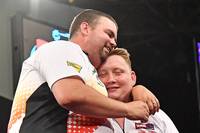 Wer gewinnt den World Cup of Darts?