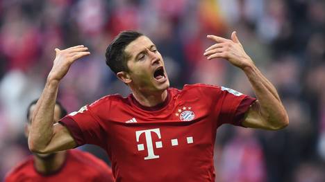 Bayern-Torjäger Robert Lewandowski feierte gegen Schalke einen Doppelpack