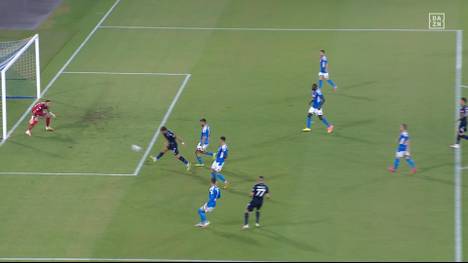 Auch in Neapel trifft Ciro Immobile für Lazio Rom. Mit 36 Saisontreffern holt sich der Ex-Dortmunder den Goldenen Schuh für den besten Torjäger Europas.