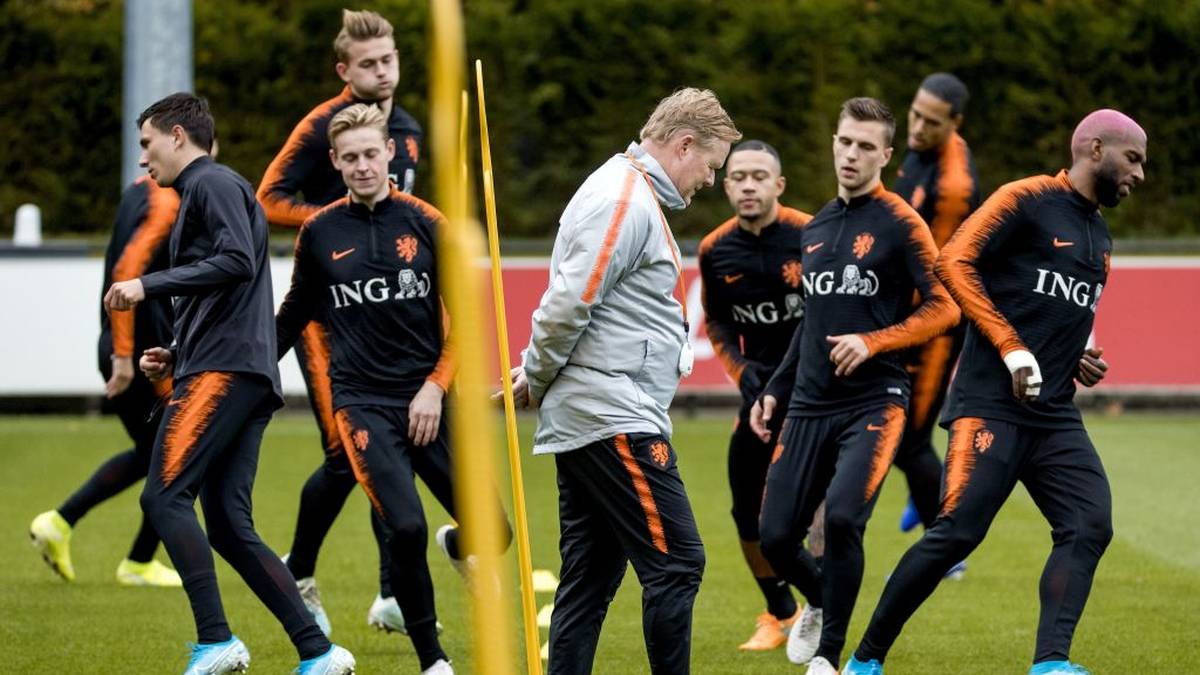 Bondscoach Ronald Koeman ist seit Anfang 2018 im Amt und formte aus jungen, hungrigen Spielern wie Matthijs de Ligt, Frenkie de Jong und Donny van de Beek eine Einheit, dazu kommt Anführer Virgil van Dijk als wichtige Säule