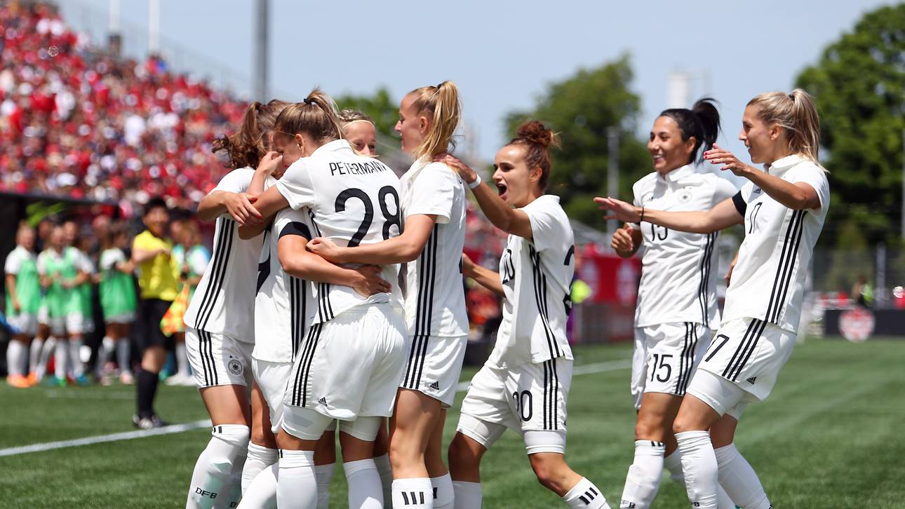 DFB-Frauen feiern Prestigesieg