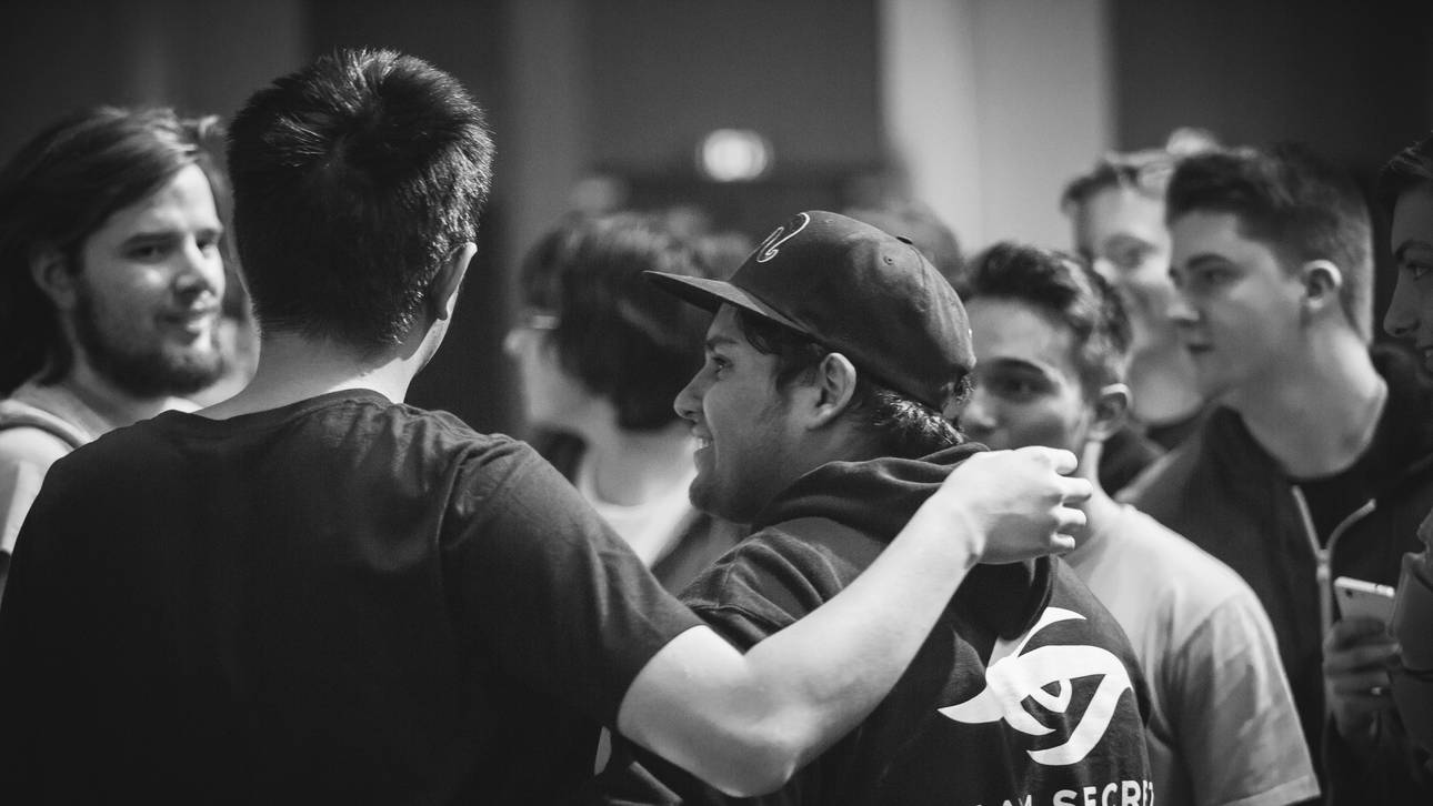 Team Secret schlägt Team Liquid