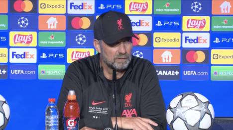 Der FC Liverpool musste eine bittere Niederlage im Finale der Champions League hinnehmen. Nach dem 0:1 gegen Real Madrid zeigte sich Trainer Jürgen Klopp ein wenig genervt von einem Journalisten.