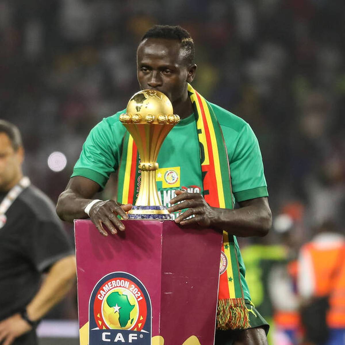 Mit Sadio Mané sorgt nun ein weiterer Senegalese in der Bundesliga für Furore. SPORT1 stellt die weiteren aktiven und ehemaligen Spieler aus dem Senegal in der Bundesliga vor. 