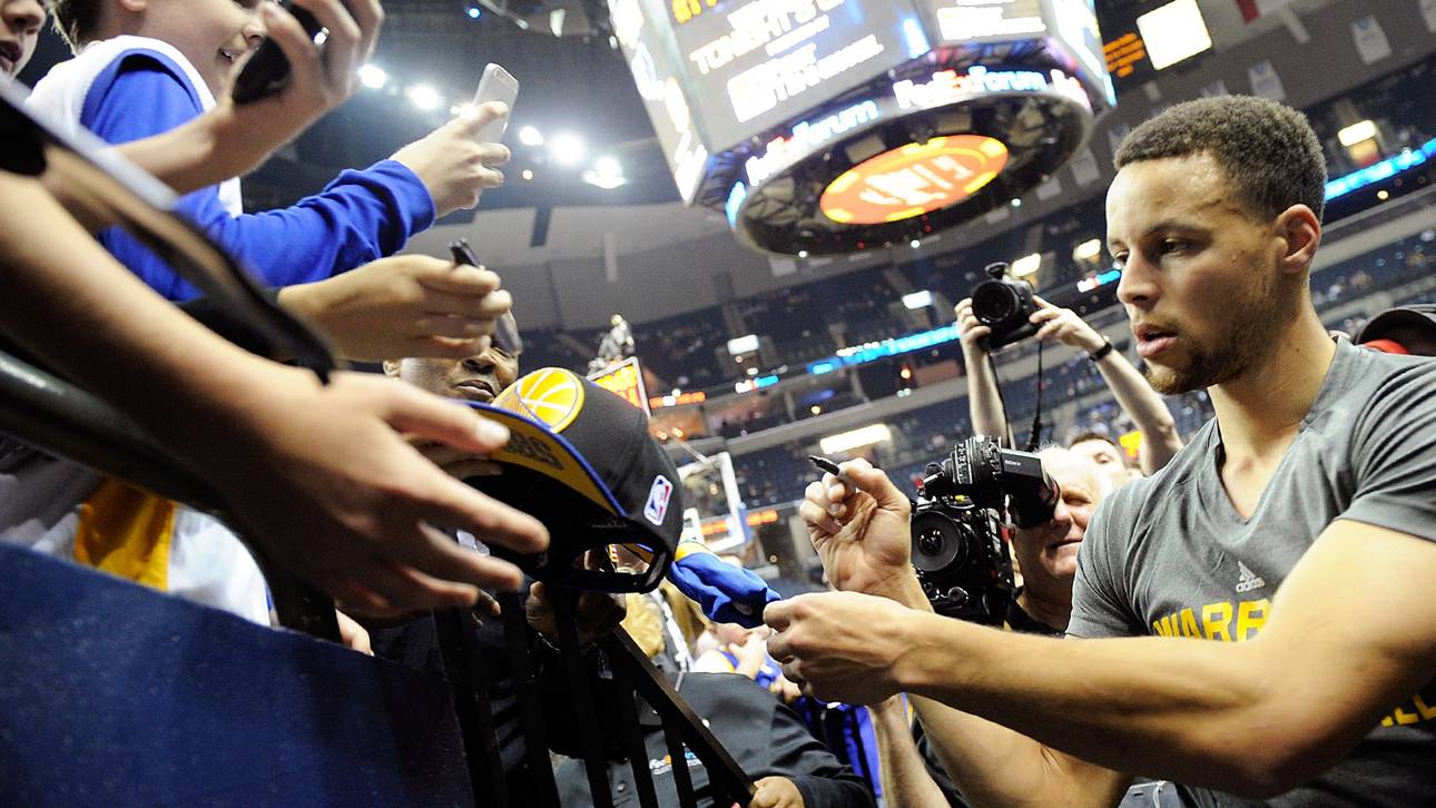 Curry pulverisiert nächsten Rekord