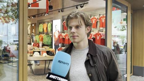 Die Fans haben gespaltene Meinungen zu Julian Nagelsmann und kritisieren seine Kommunikation zu den Spielern.