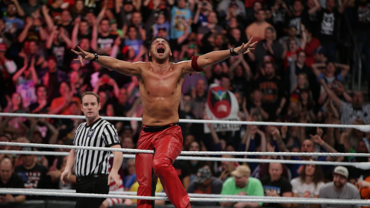 Doch nix da! Der charismatische Japaner Nakamura toppt nacheinander Cena und Reigns und ist lachender Dritter