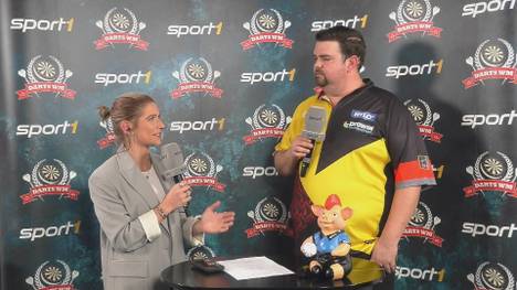 Gabriel Clemens reagiert nach dem sagenhaften Sieg über Gerwyn Price im Viertelfinale gelassen und richtet den Blick schon aufs Halbfinale.