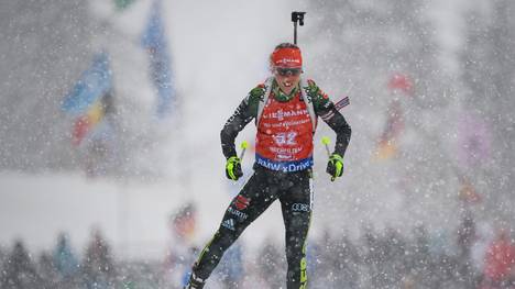 Laura Dahlmeier führt die Biathlon-Staffeln in Hochfilzen zum Sieg