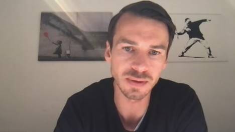 Markus Feulner machte die ersten Spiele als Fußballprofi beim FC Bayern, im SPORT1-Interview spricht der 40-Jährige über die Saison der Bayern und die Vertragsverhandlungen von Lewandowski.