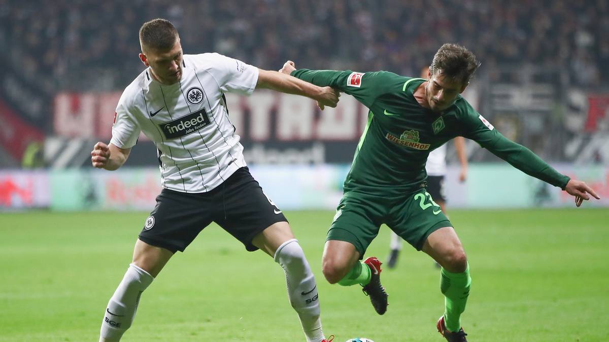 Nach dem Seitenwechsel verflacht die Partie und beide Mannschaften lassen nur wenig zu 