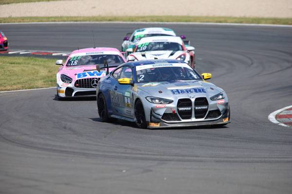 GT4-Action auf dem Norisring LIVE