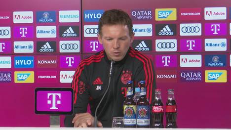 Der FC Bayern München trifft in der UEFA Champions League auf Manchester City. Auf der Pressekonferenz wird Julian Nagelsmann gefragt, ob City-TrainerPep Guardiola für ihn ein Vorbild ist. 