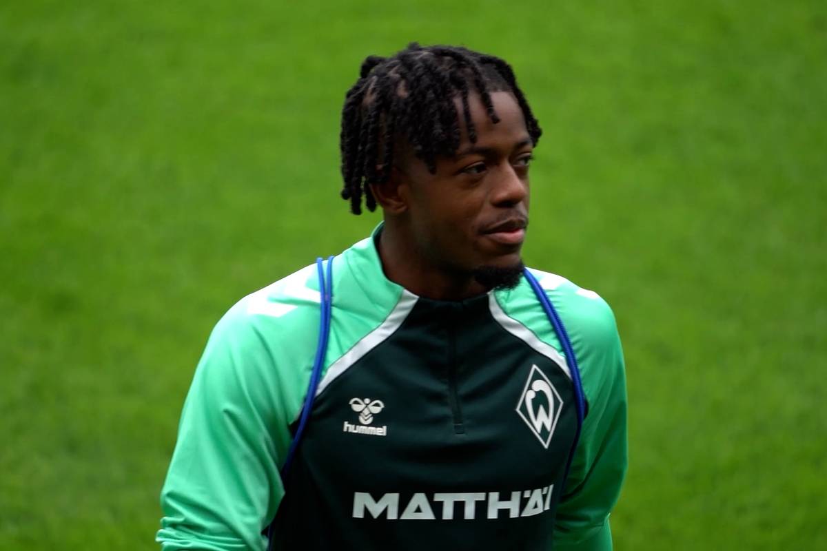 Am Donnerstag absolvierte Samuel Mbangula anteilig seine erste Werder-Trainingseinheit, anschließend sprach Sportchef Clemens Fritz über die Modalitäten des Transfers.