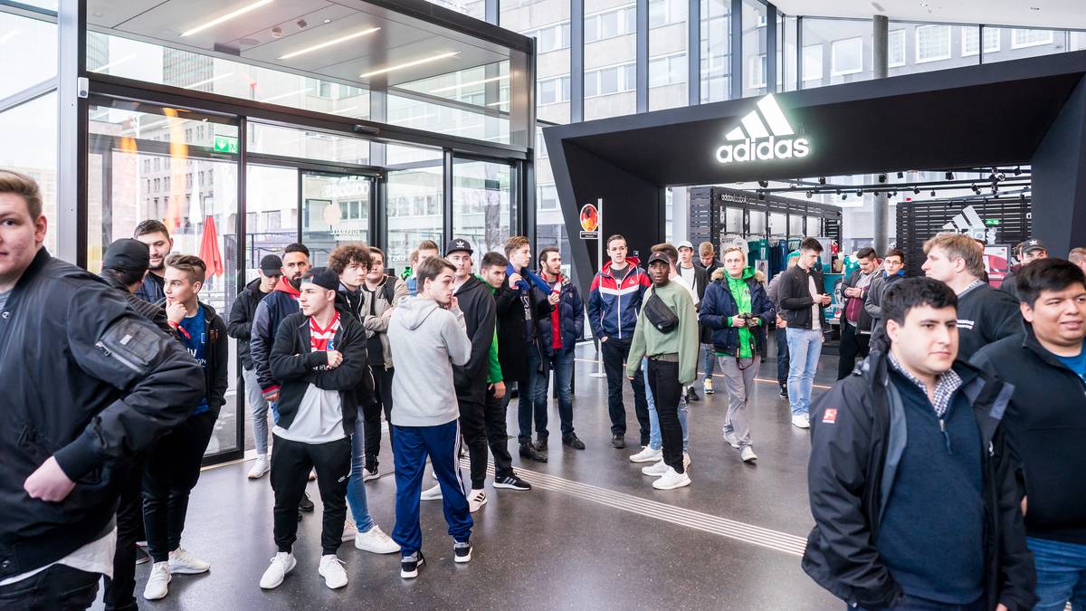 Die Spieler trafen zum Großteil schon am Freitag ein, um sich die Location anzuschauen