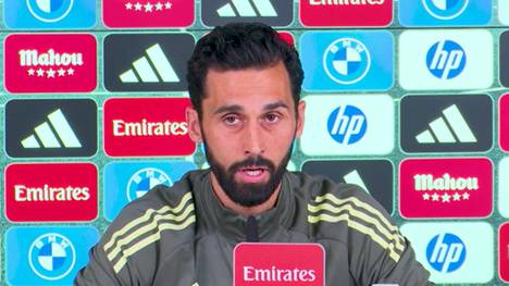 Kylian Mbappé sorgte mit einem Like unter einem Instagram-Post, der José Mourinho als neuen Real-Trainer forderte, für Aufsehen. Álvaro Arbeloa reagiert humorvoll auf die Gerüchte um seinen Job.