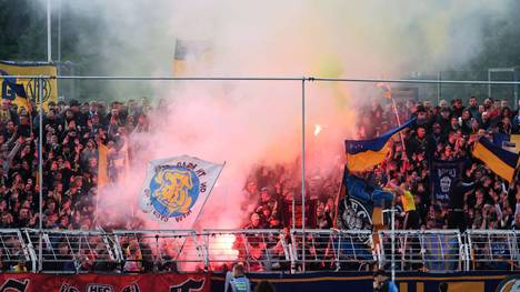 Fans von Lok Leipzig während des Hinspiels