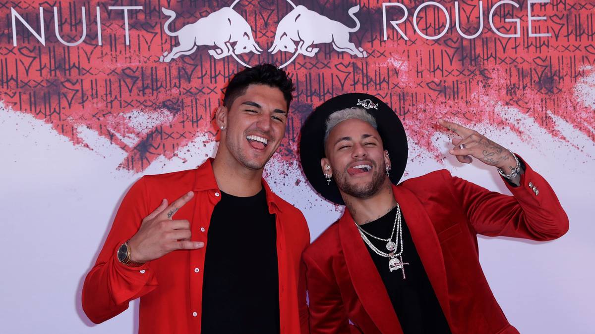 Neymar lud aber auch Prominenz aus anderen Bereichen ein, unter anderem Surfer Gabriel Medina