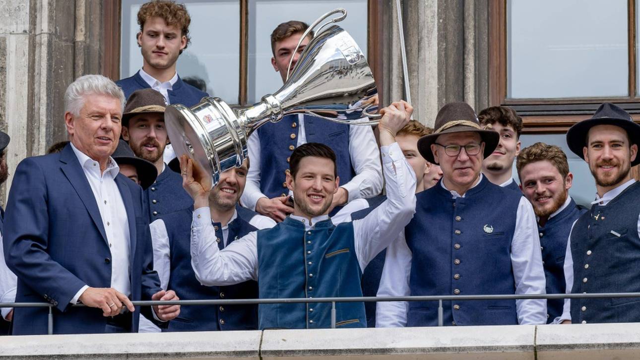 DEL-Champion am Rathaus empfangen