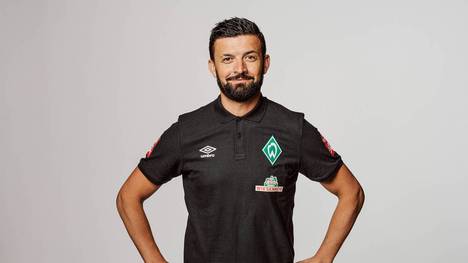 Mario Baric, Videoanalyst bei Werder Bremen, ist im Anflug auf Borussia Dortmund