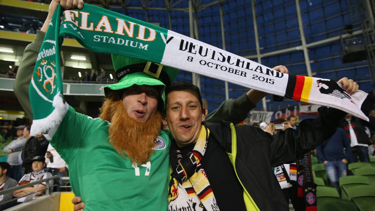 Die Vorfreude bei den Fans auf das EM-Qualifikationsspiel zwischen Irland und Deutschland ist ungebrochen - auf den Rängen findet sogar eine Verbrüderung statt. Fußball-Herz, was willst du mehr
