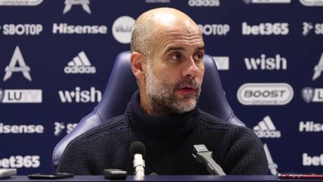 Kalvin Phillips kam wohl mit etwas zu viel auf den Hüften von der WM in Katar zurück. Gegen Leeds saß der Mittelfeldspieler nur auf der Bank.