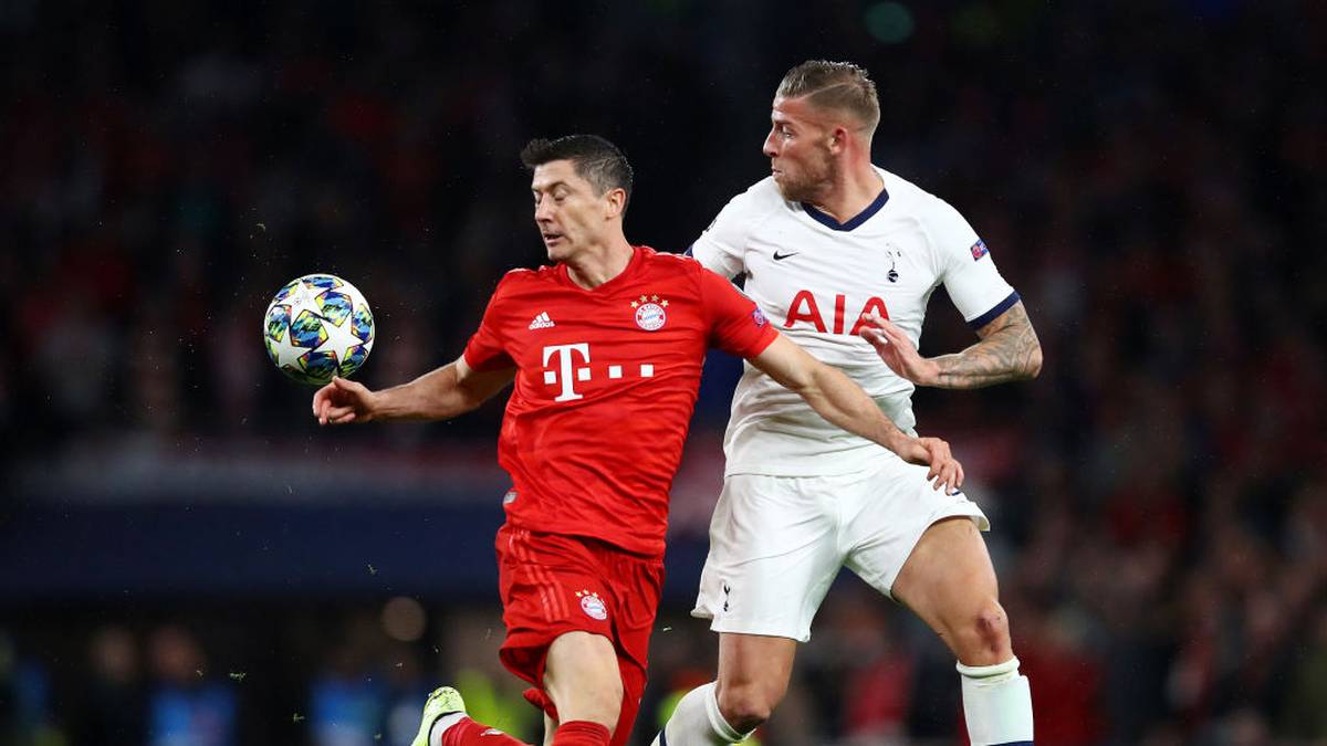 SÜDDEUTSCHE: Oktoberfest in Nordlondon! Am Anfang hat der FC Bayern Probleme, gerät gegen Tottenham sogar in Rückstand. Aber dann überrollt die Münchner Offensive in einem denkwürdigen Spiel den Gegner. Serge Gnabry überragt