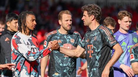 Michael Olise spielt beim FC Bayern eine Fabelsaison - und glänzt vor allem als Vorbereiter. Jetzt hat der Bayern-Star sogar den Bundesliga-Rekord von Thomas Müller im Visier.