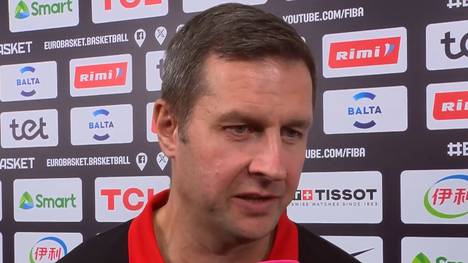 DBB-Interimstrainer Alan Ibrahimagic spricht über den Halbzeit-Rückstand gegen Portugal bei der FIBA EuroBasket 2025.