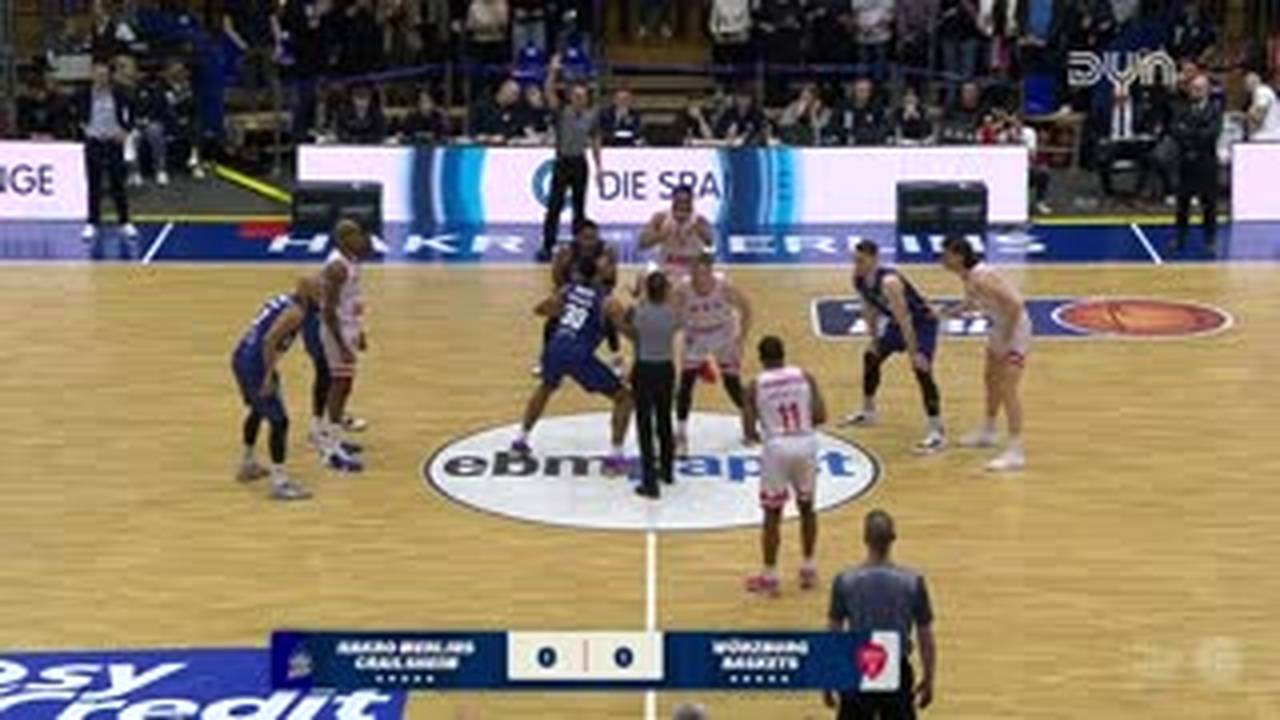 Spiel Highlights zu HAKRO Merlins Crailsheim - Würzburg Baskets (1)