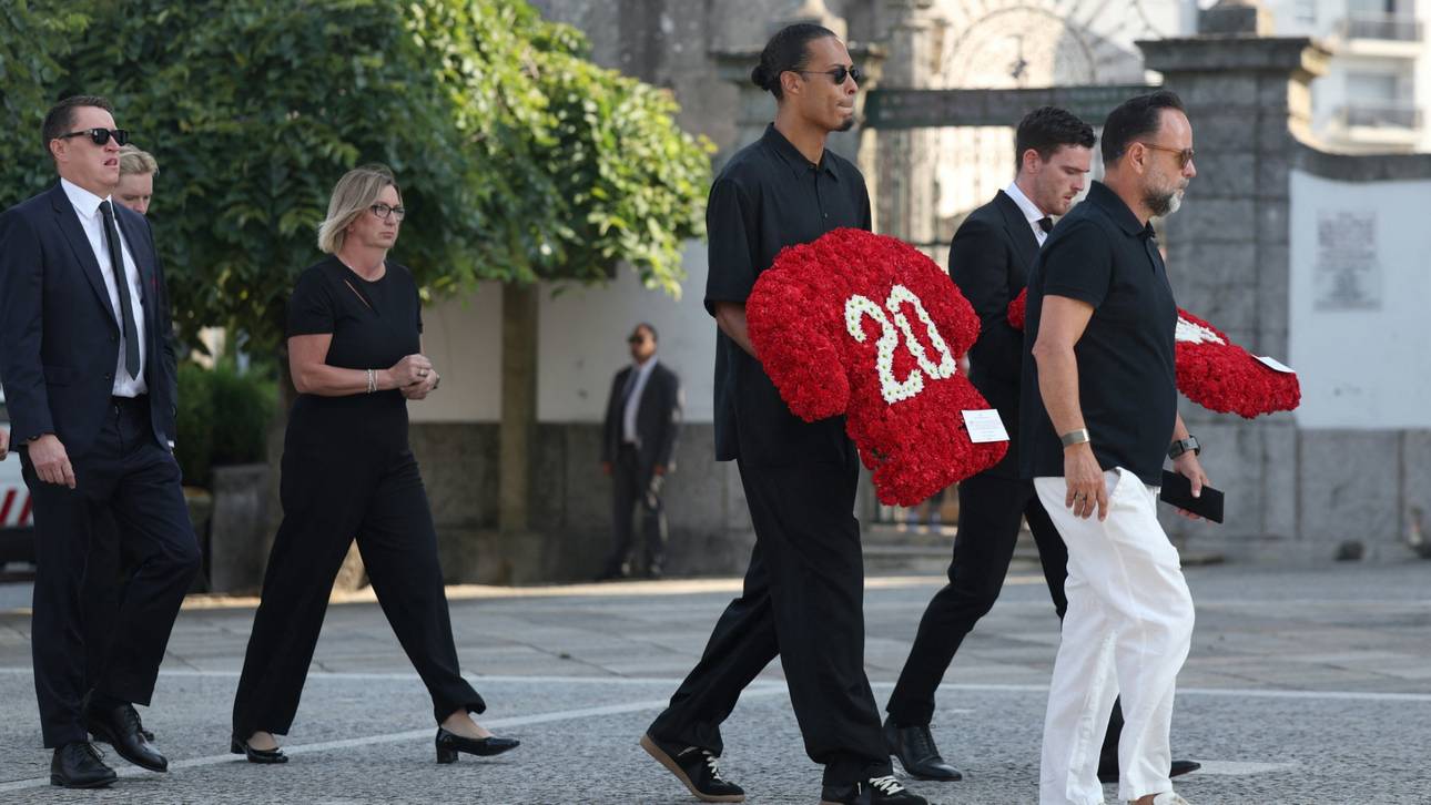 Jotas Beisetzung: Van Dijk, Fernandes und Co. in Trauer vereint
