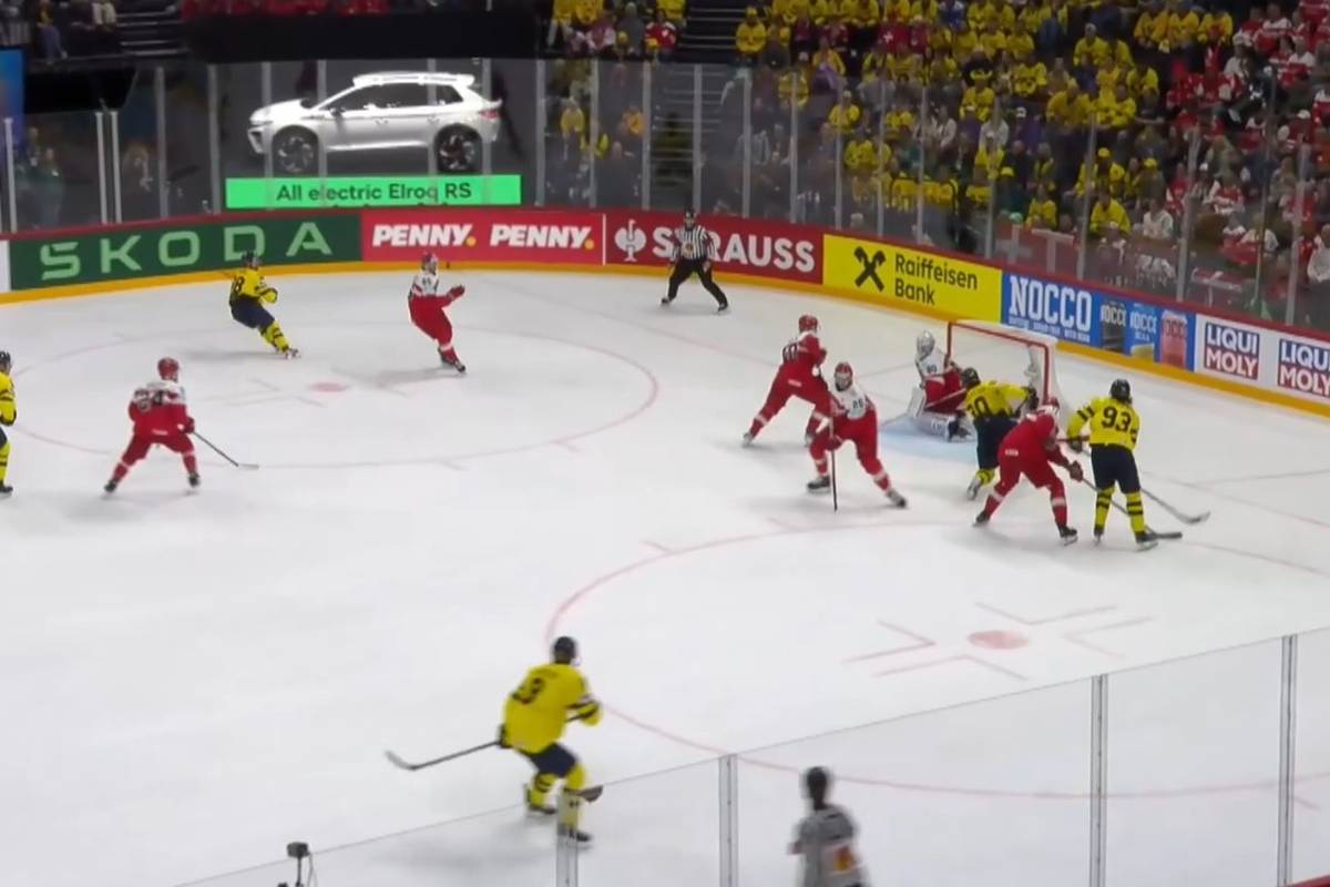 Das "kleine" Finale um Platz drei bei der Eishockey-WM 2025 entscheidet der Favorit Schweden klar für sich. Die WM-Sensation Dänemark muss damit ohne Medaille auskommen.