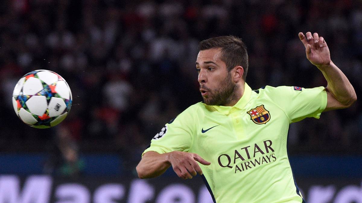 JORDI ALBA: Der Europameister von 2012 hatte auf der linken Abwehrseite große Mühe mit Müller, Offensivaktionen sah man kaum von ihm, was aber daran lag, dass die Partie früh entschieden war. SPORT1-NOTE: 4