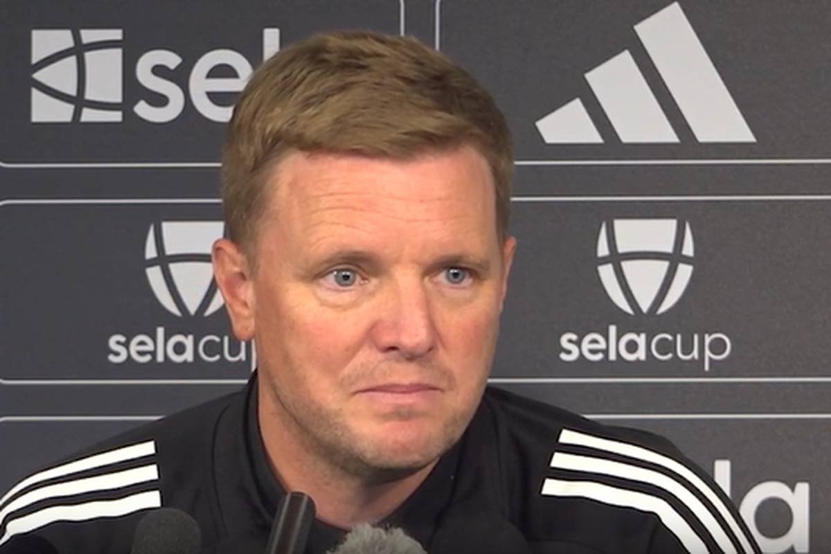 Eddie Howe äußert sich zur unsicheren Zukunft von Stürmer Alexander Isak, der von Liverpool umworben wird. Der Newcastle-Trainer will den bestmöglichen Kader beisammenhalten, weiß aber, dass der Verein das letzte Wort hat.