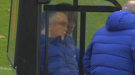 Der niederländische Nationaltrainer Louis van Gaal hat die Bestrahlungsbehandlung seiner Krebserkrankung nach eigenen Angaben abgeschlossen.