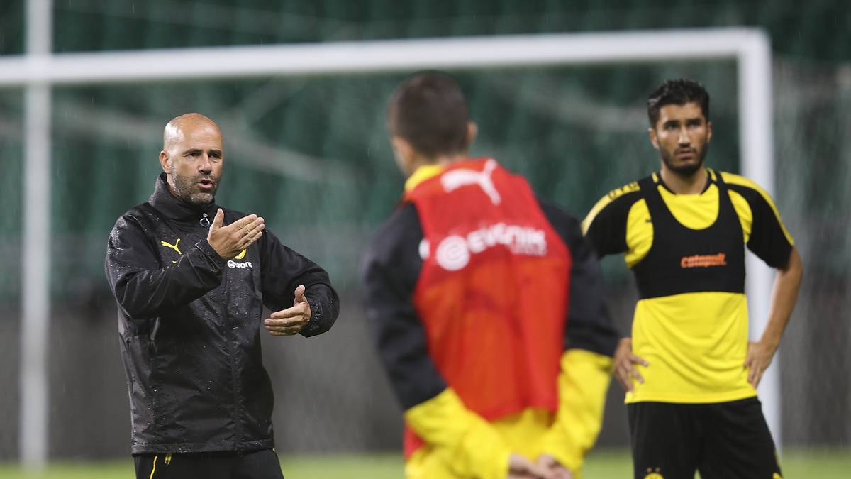 BORUSSIA DORTMUND: Die Spieler haben die Spielidee ihres neuen Trainers Peter Bosz noch nicht verinnerlicht. Einzig beim 3:1-Sieg gegen den AC Mailand klappte die Umsetzung zufriedenstellend. Der letzte Test gegen Espanyol (0:1) offenbarte nur in der ersten Hälfte die erzielten Fortschritte. Für Bosz gibt’s noch viel zu tun