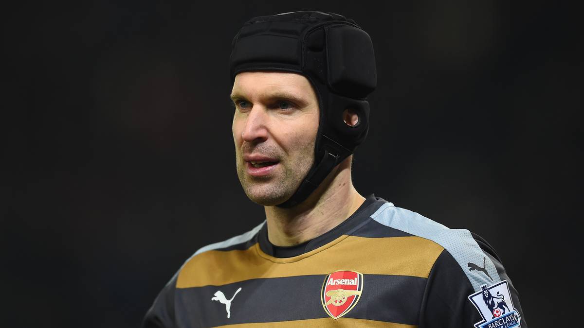 PLATZ 7: Der FC Arsenal (Bild: Torwart Petr Cech) kommt auf einen Jahresumsatz von 435,5 Millionen Euro (Vorjahr: 359,3)