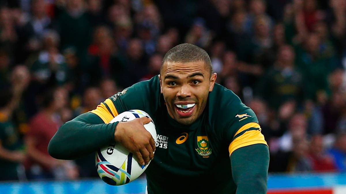 Bryan Habana fliegt mit seinem Team zum Sieg...