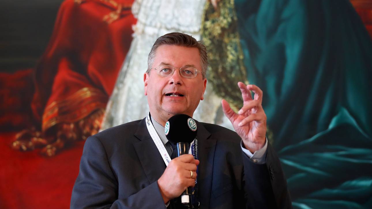 Grindel zu Löw: Nichts zu spekulieren