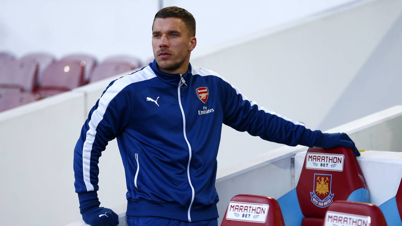 Muss Podolski für Martinez weichen?