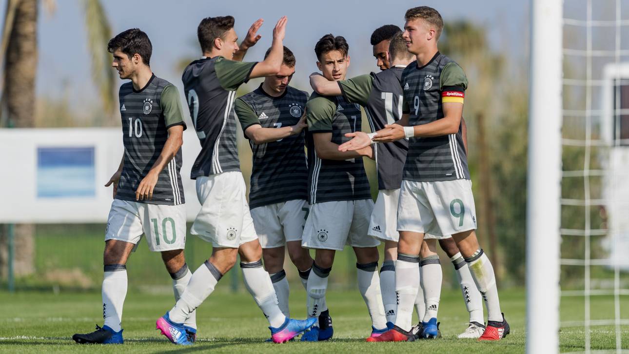 U17 mit Rekord ins EM-Viertelfinale