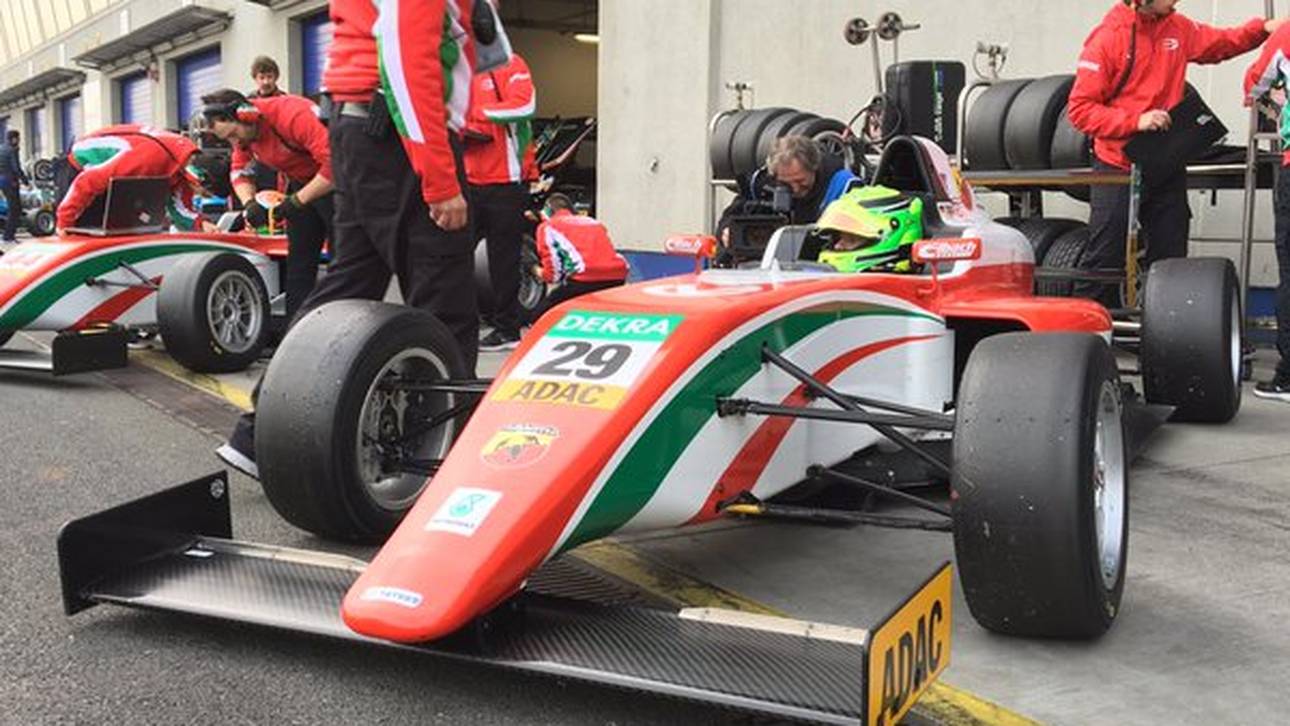 Schumacher früh in Topform