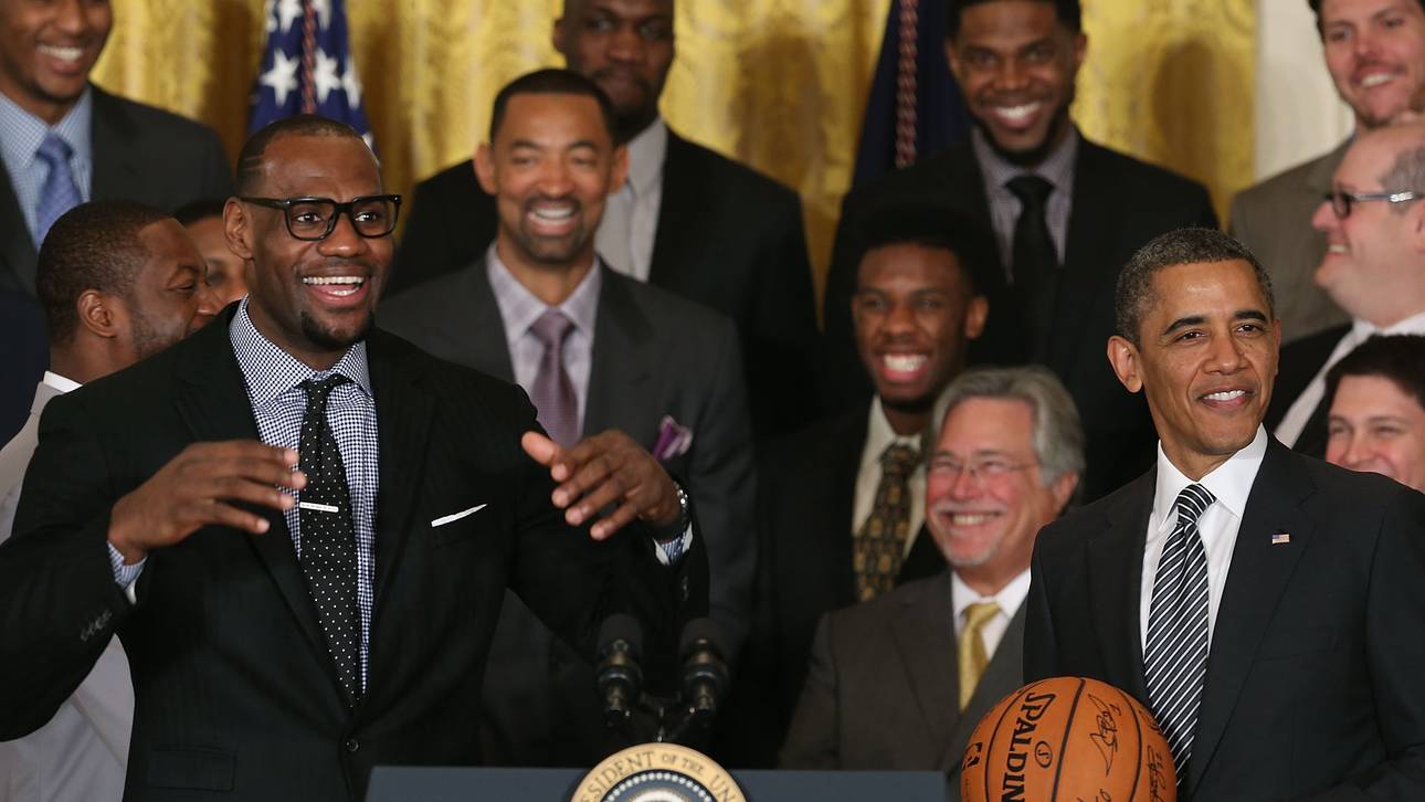 James sticht Merkel und Obama aus