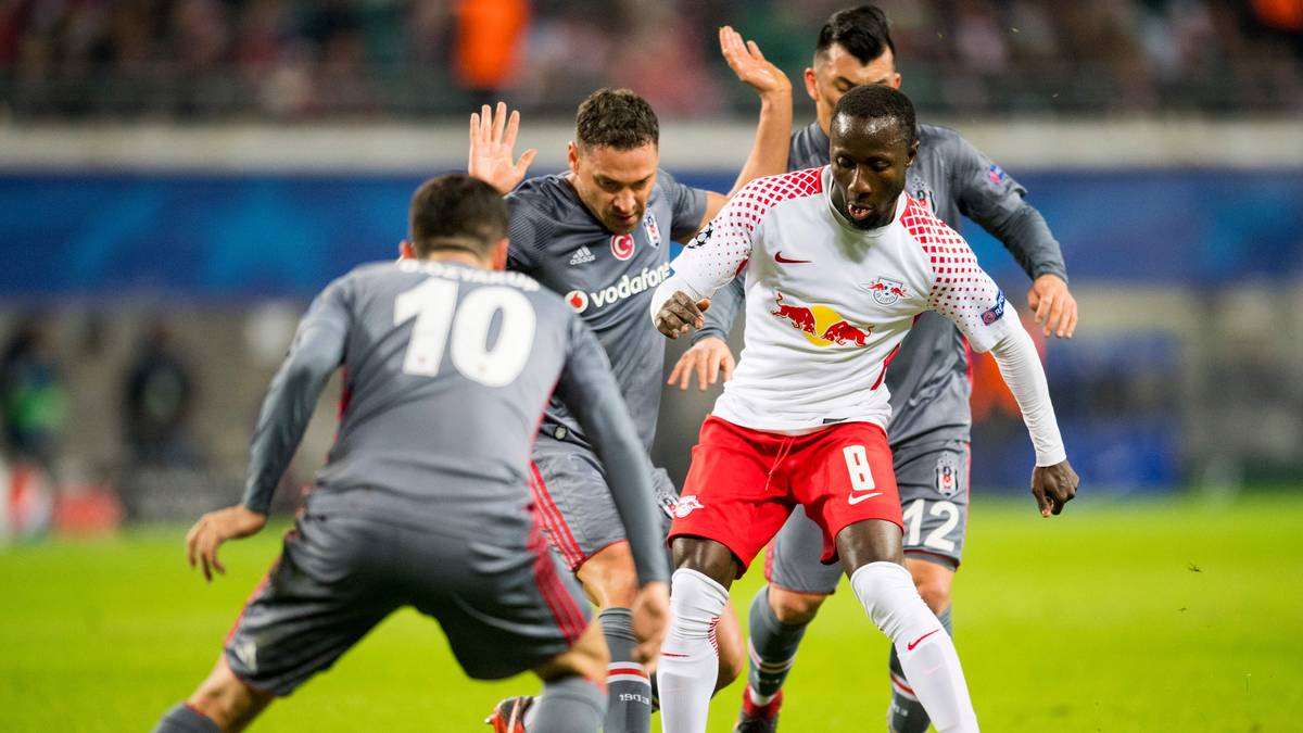 NABY KEITA: Steigerte sich immer mehr im Laufe der Partie. Zunächst mit einigen Abspielfehlern, doch im Laufe des Spiels, zog er mehr und mehr die Partie an sich und leitete einige Offensivaktionen ein. Erzielte den zwischenzeitlichen Ausgleich. SPORT1-Note: 2,5
