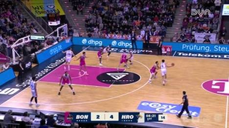 Die BBL-Highlights der Partie Telekom Baskets Bonn - Rostock Seawolves im Video.